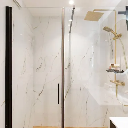 Les Pins Luxueuse Front De Апартаменти