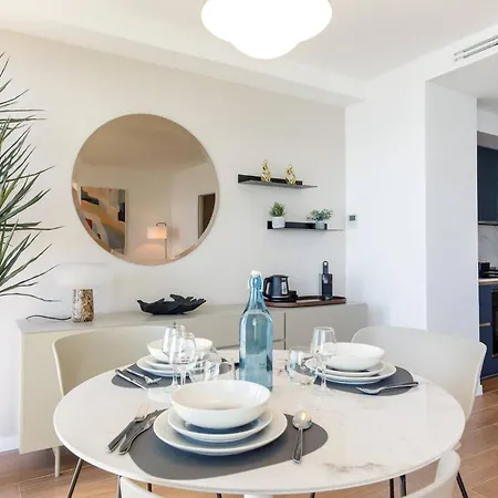 Les Pins Luxueuse Front De Апартаменти Жюан-ле-Пен