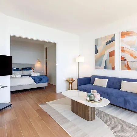 Les Pins Luxueuse Front De * Жюан-ле-Пен